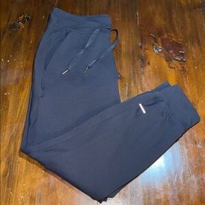 LULULEMON HIGH WAISTED SUPER SOFT BLACK JOGGERS🖤